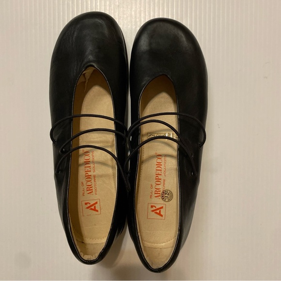 Arcopedico Portugal Women's Black Flats Never Worn - size 39EU or 9US - Picture 2 of 10